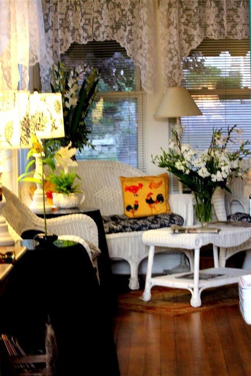 Harbour Towne Inn On The Waterfront Boothbay Harbor Room photo